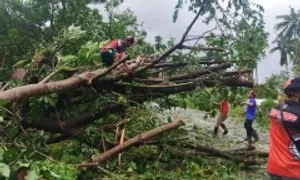 Hàng nghìn người Philippines sơ tán vì bão Fengshen Hàng nghìn người Philippines sơ tán vì bão Fengshen