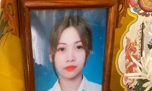 Thi thể nữ bị trói tay, bỏ túi nylon trôi sông