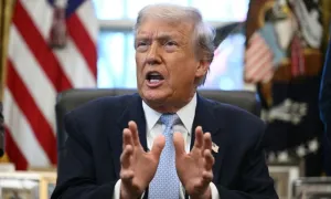 Ông Trump muốn gửi tiền cho dân để bỏ Obamacare